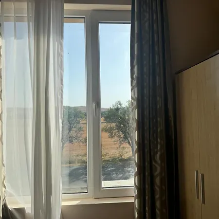 Sunny Day 5 Апартаменти *